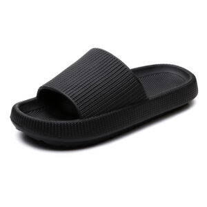 OAKAA unisex comfort slides in black